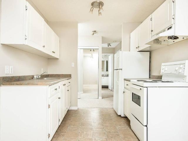 Apartment for rent in Wedgewood, Alberta
