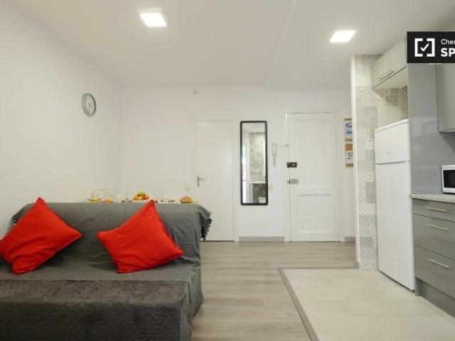 Apartamento en alquiler en Districte III, Barcelonès