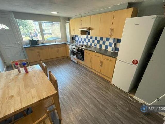 House for sale in Uxbridge, Greater London