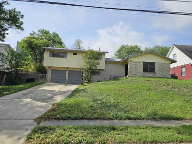 House for sale in Leesville, Texas