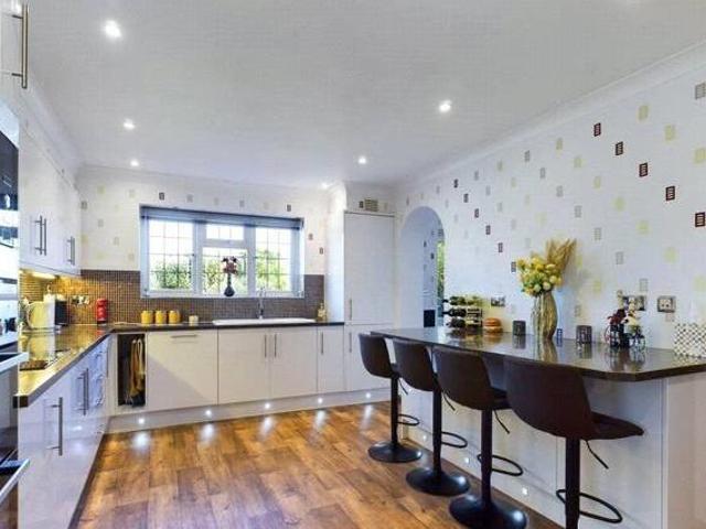 House for sale in Higham Wood, Bourne Vale