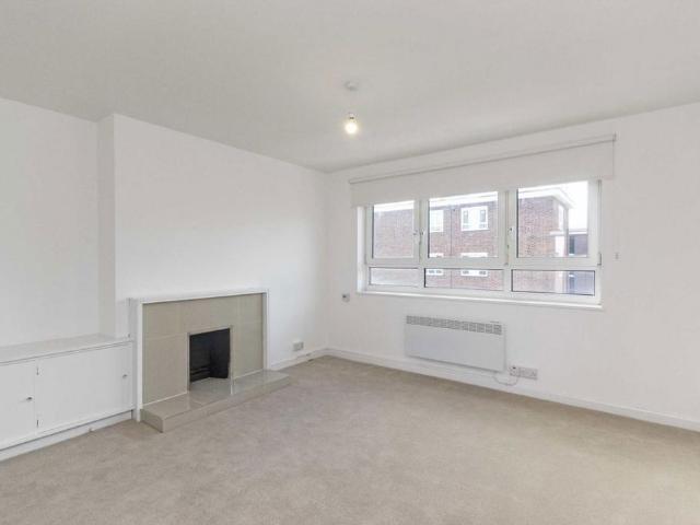 Apartment for rent in Fulham, Walham Green