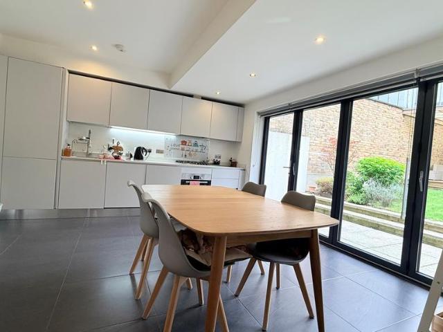 House for rent in Woodford Wells, Greater London