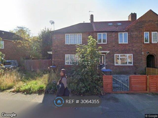 Room for rent in London Borough of Enfield, Greater London