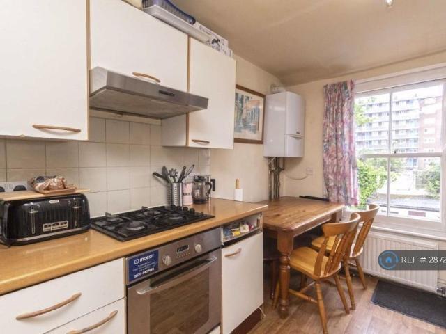 House for rent in Fulham, Walham Green