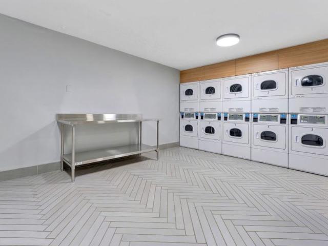 Apartment for rent in Davie Village, Vancouver