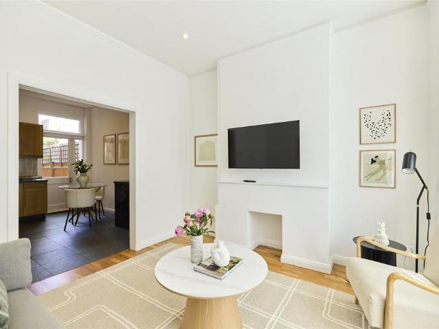 Apartment for rent in Streatham Hill, Greater London
