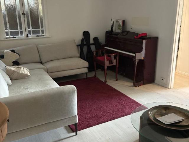 Room for rent in Bardon, Greater Brisbane