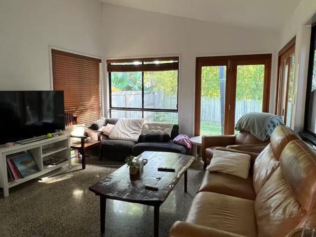 Room for rent in Bardon, Greater Brisbane