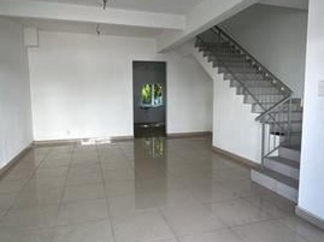 Terraced House for sale in Tanjong Sepat, Selangor