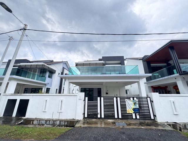 Residential House for rent in Malaka