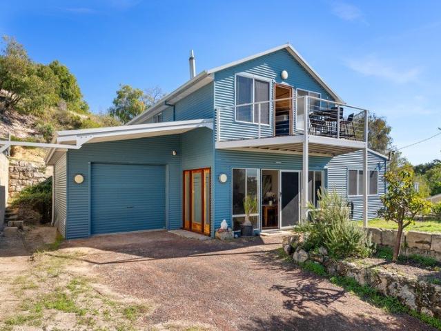 House for sale in Peppermint Grove Beach, Western Australia