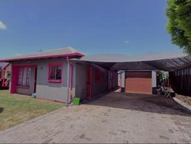 House for sale in Akasia, Gauteng