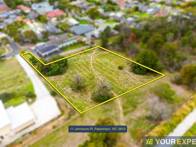 Land for sale in Pakenham South, Victoria