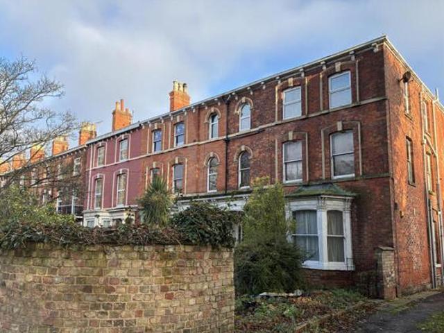 House for sale in Grimsby, North East Lincolnshire