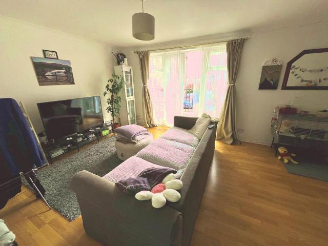 House for rent in London Borough of Newham, Greater London