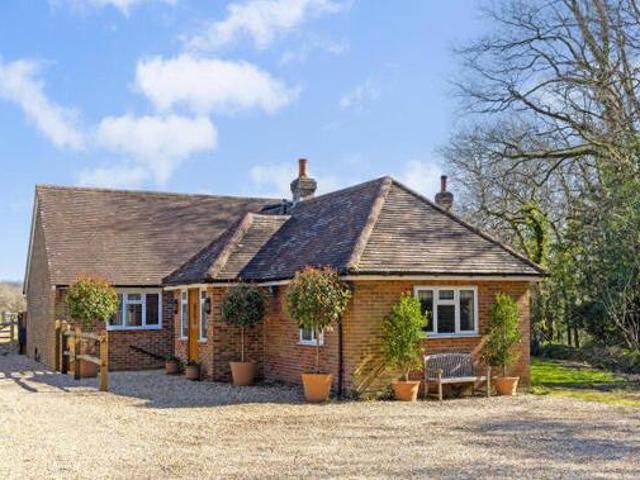 House for sale in Fole, Surrey