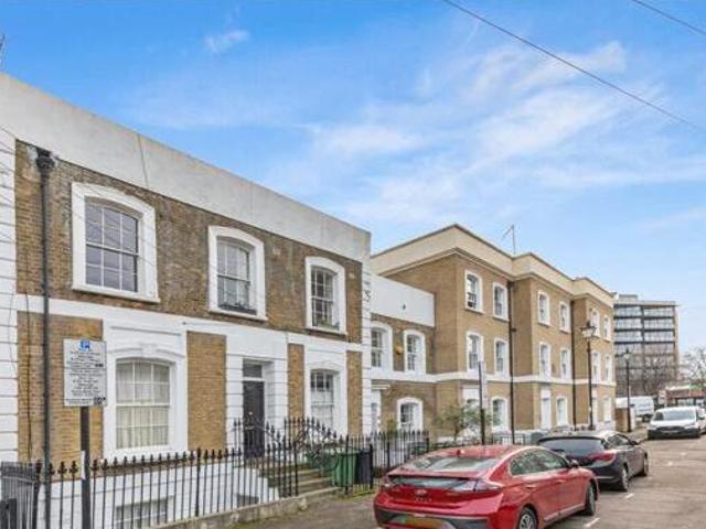 House for sale in Lyons, Greater London