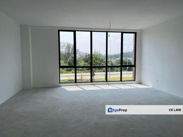Shop for rent in Kajang, Langat