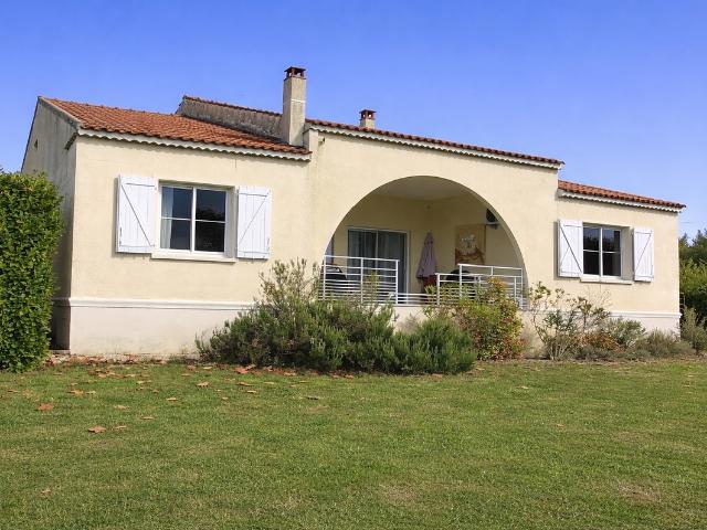 Maison vente à Alès, Barjac