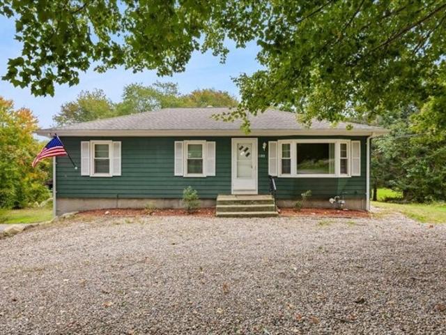 House for sale in Swansea, Bristol County