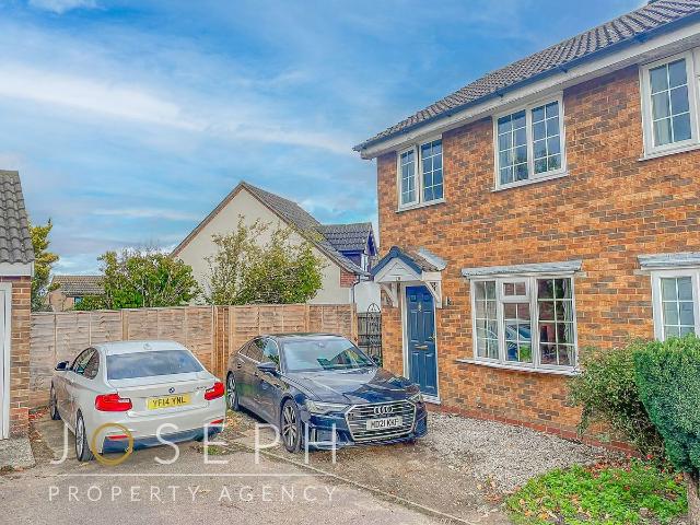 House for rent in Lawford, Dale Hill