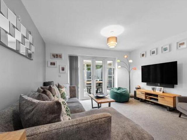 House for sale in Oad Street, Kent
