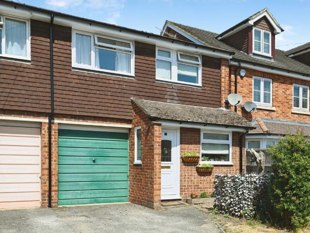 Apartment for rent in Emmbrook, Wokingham