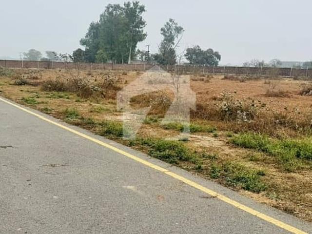 Property for sale in Lahore Cantt, Islamabad Capital Territory