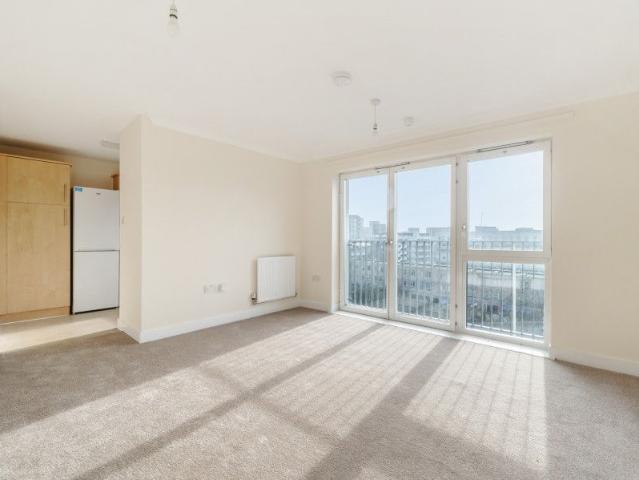 Apartment for rent in London Borough of Barking and Dagenham, Greater London