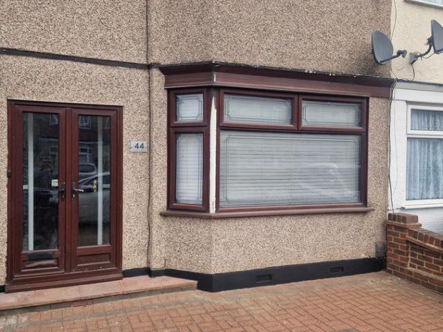 House for rent in London Borough of Barking and Dagenham, Greater London