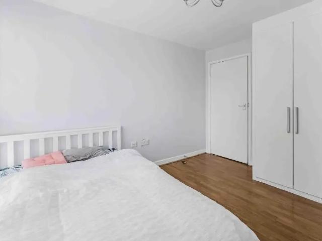 Room for rent in Greater London