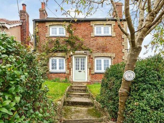 House for sale in Key Street, Suffolk