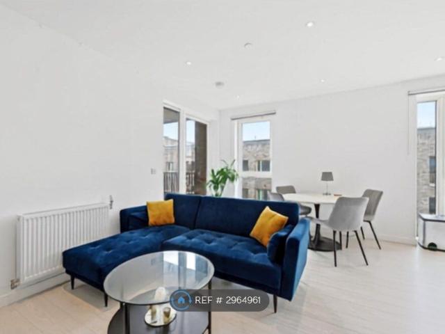 Apartment for rent in Thames View, Greater London