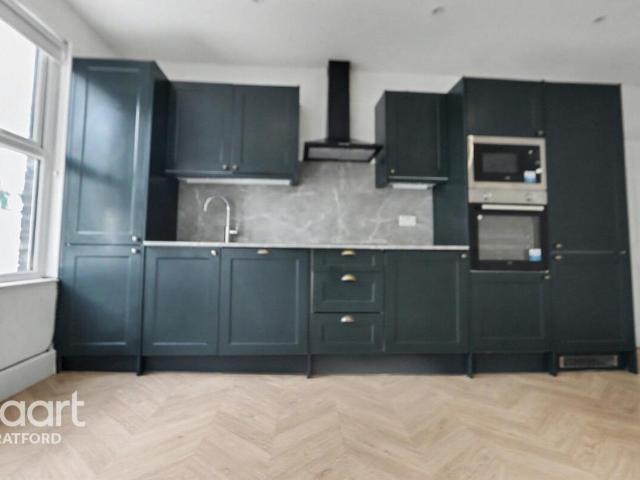 House for rent in Canning Town, Greater London