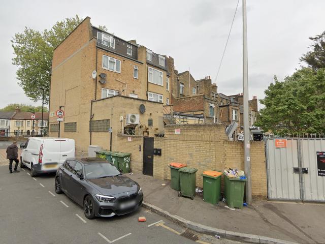 Apartment for rent in London Borough of Newham, Greater London