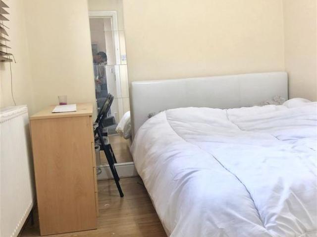 Room for rent in Canning Town, Greater London