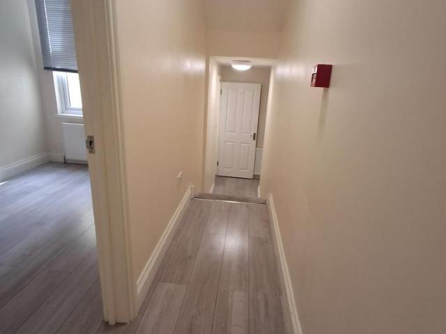 Apartment for rent in Plashet, Greater London
