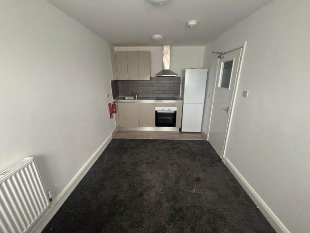 Apartment for rent in Plaistow, Greater London