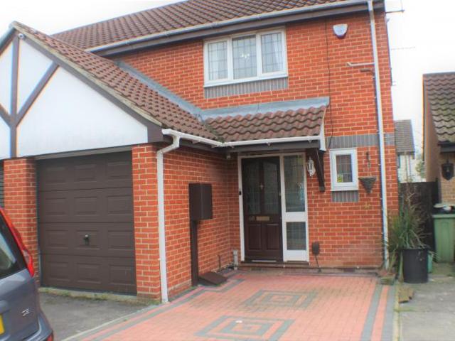 House for rent in Barkingside, Greater London