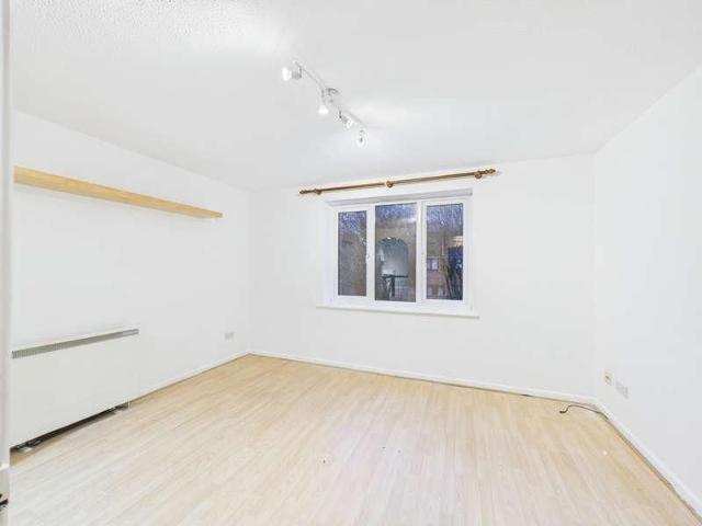 Apartment for rent in Stokenchurch, Buckinghamshire