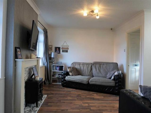 House for rent in Kirklees, Northorpe