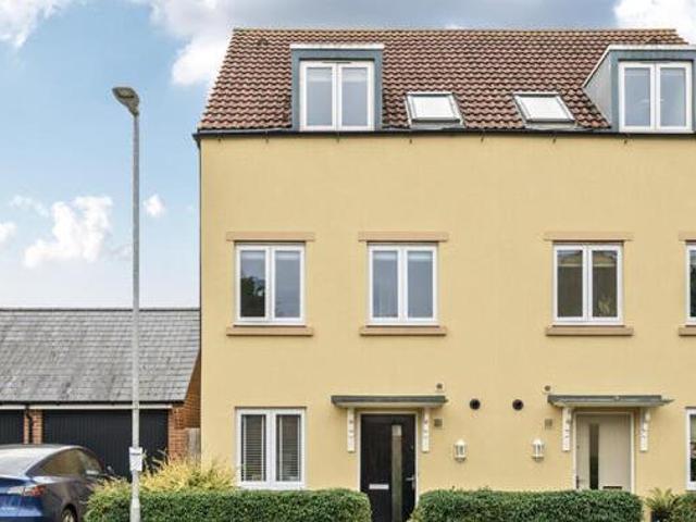 House for sale in Feckenham, City Of Bristol