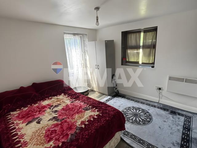 Apartment for rent in Little Heath, Greater London