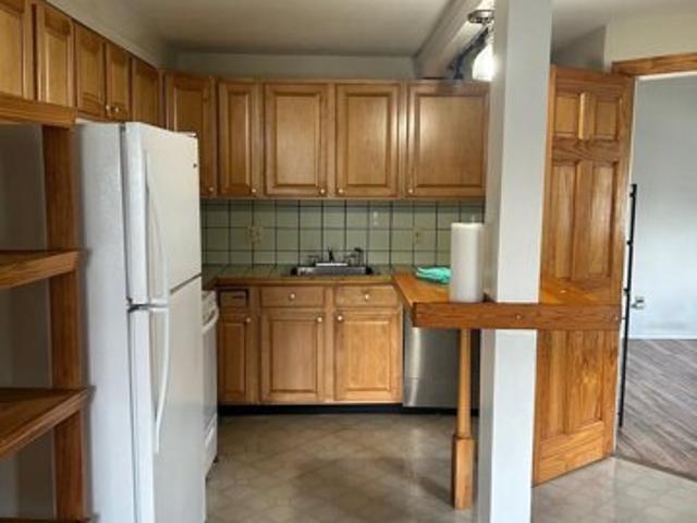 House for sale in Gloucester City