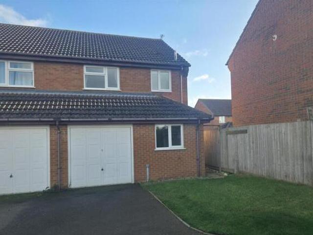 House for rent in Lyons, Greater London
