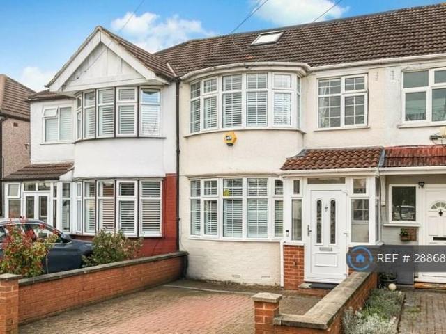 House for rent in London Borough of Ealing, Perivale