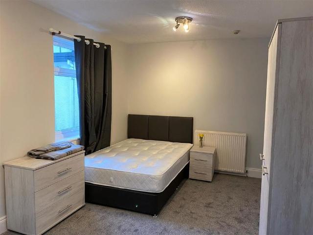 Room for rent in Ellacombe, Babbacombe