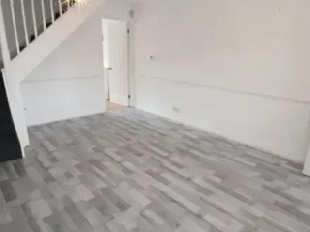 Apartment for rent in Halewood, Halewood