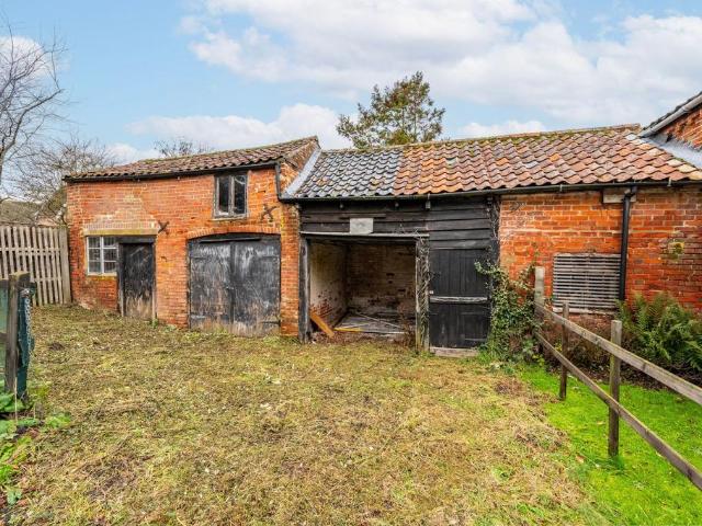 House for sale in Eastbridge, Suffolk